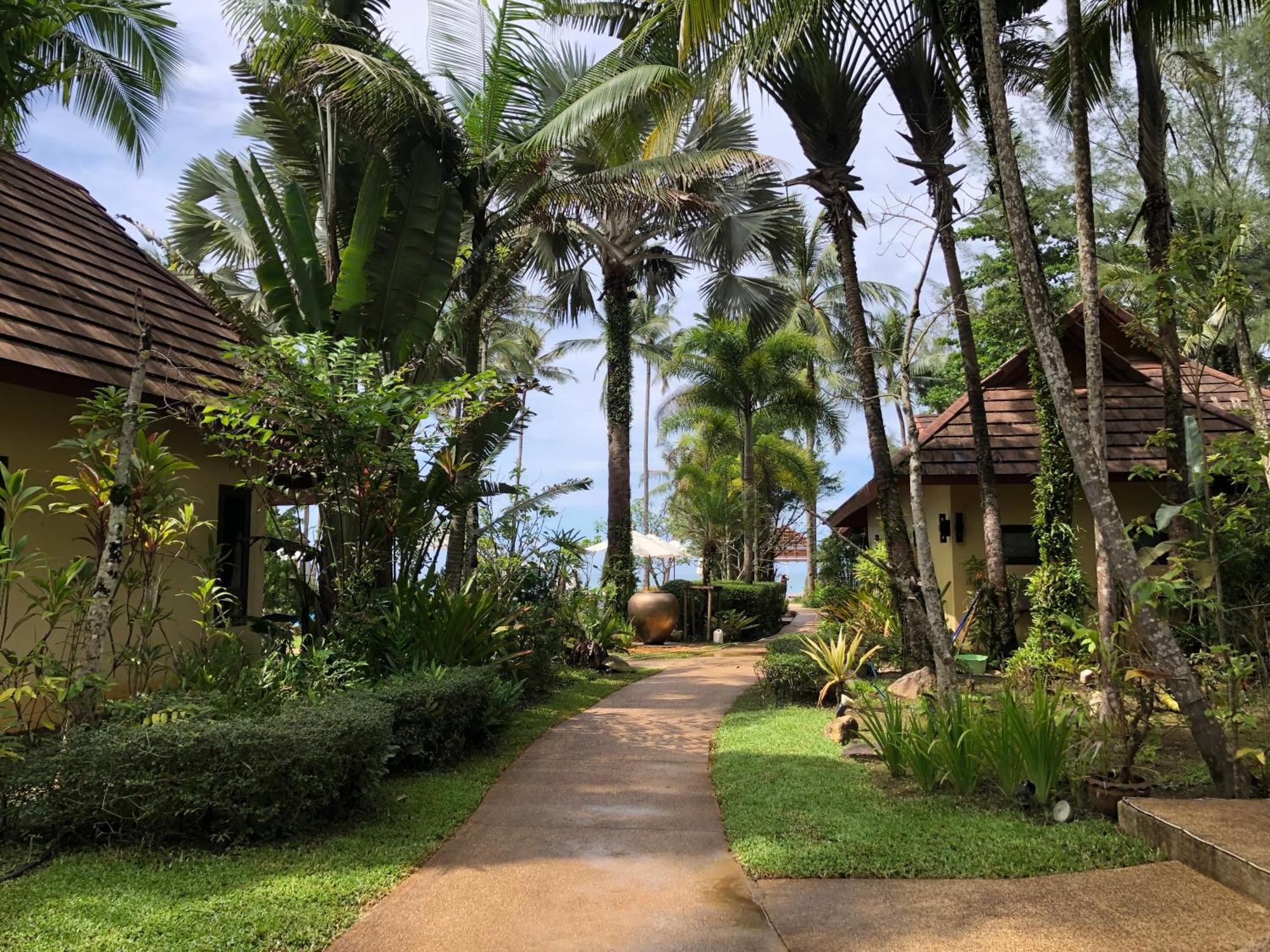 Nang Thong Beach Resort Khao Lak Exterior photo